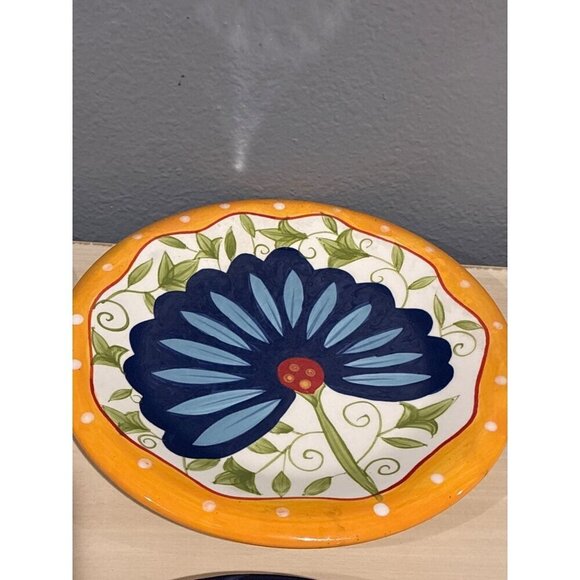 Pier 1 set of four 8 1/4" plates with a pretty hand painted flowers design - Picture 5 of 8